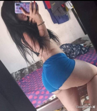 Rainha do oral molhadinho e garganta profunda, do lado do Me
